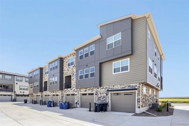 20577 E 62nd Drive, Aurora, CO 80019
