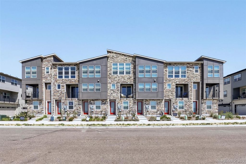 20577 E 62nd Drive, Aurora, CO 80019