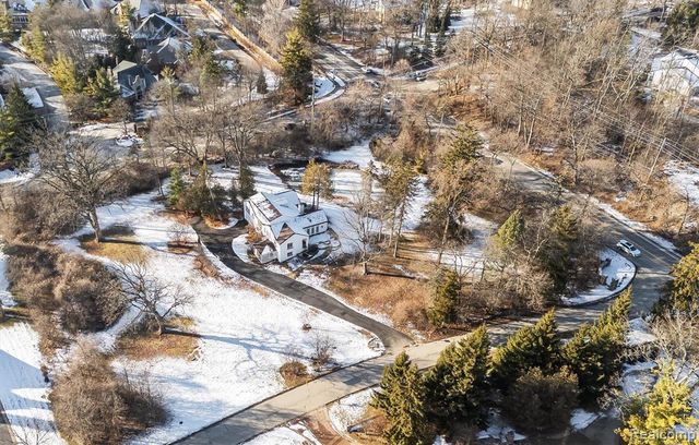 1355 Orchard Ridge Road, Bloomfield Hills, MI 48304