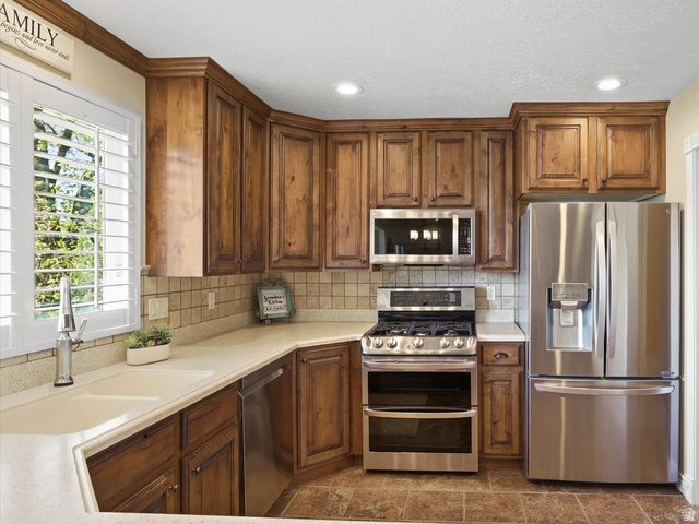 645 W 3750 N, Pleasant View, UT 84414