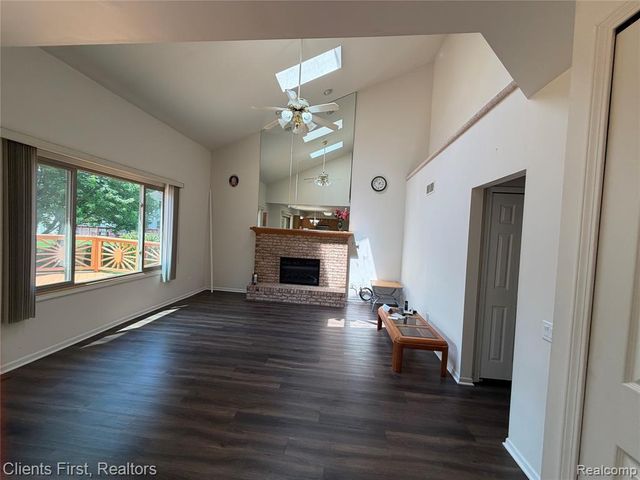 7043 Foxridge Drive, Canton, MI 48187