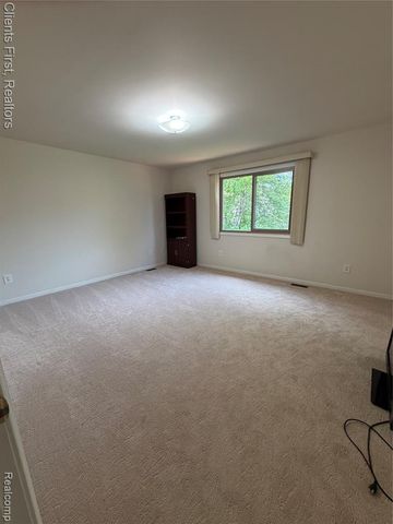 7043 Foxridge Drive, Canton, MI 48187