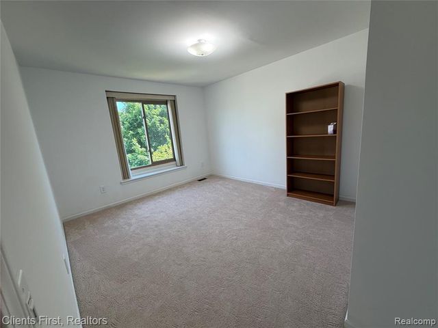 7043 Foxridge Drive, Canton, MI 48187