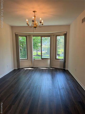 7043 Foxridge Drive, Canton, MI 48187