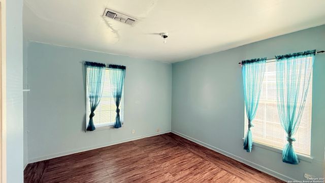 122 Newport, San Antonio, TX 78218