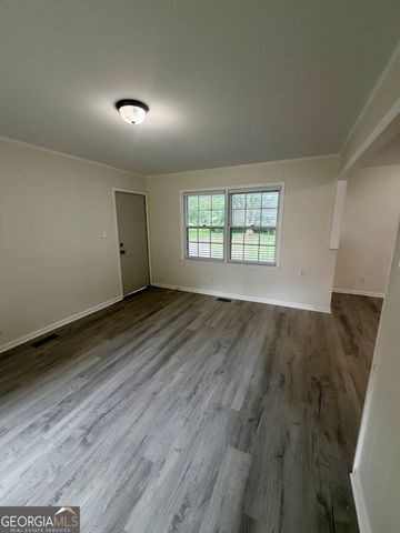 1100 Pineneedle Drive, Perry, GA 31069