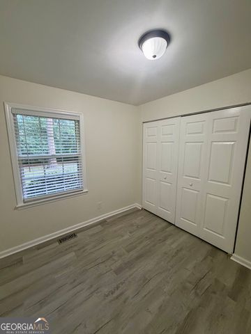 1100 Pineneedle Drive, Perry, GA 31069