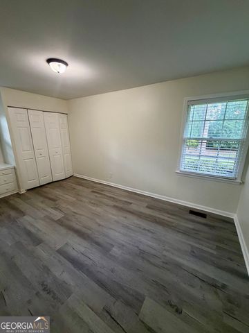 1100 Pineneedle Drive, Perry, GA 31069