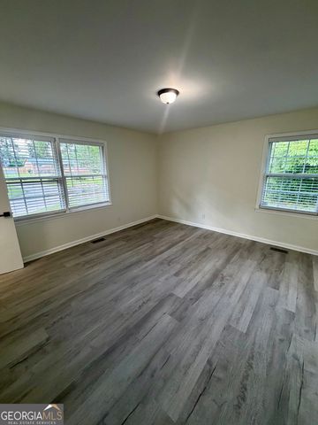 1100 Pineneedle Drive, Perry, GA 31069