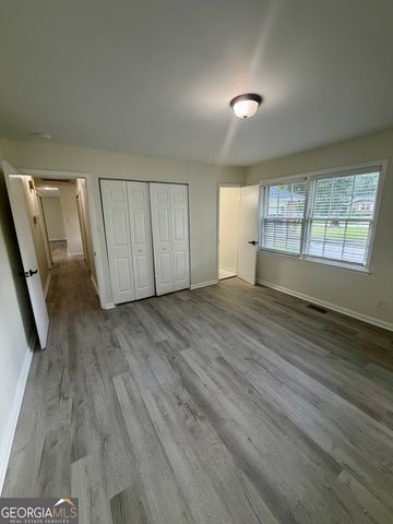 1100 Pineneedle Drive, Perry, GA 31069