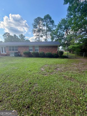1100 Pineneedle Drive, Perry, GA 31069