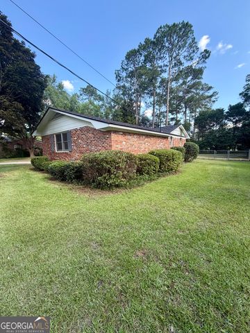 1100 Pineneedle Drive, Perry, GA 31069