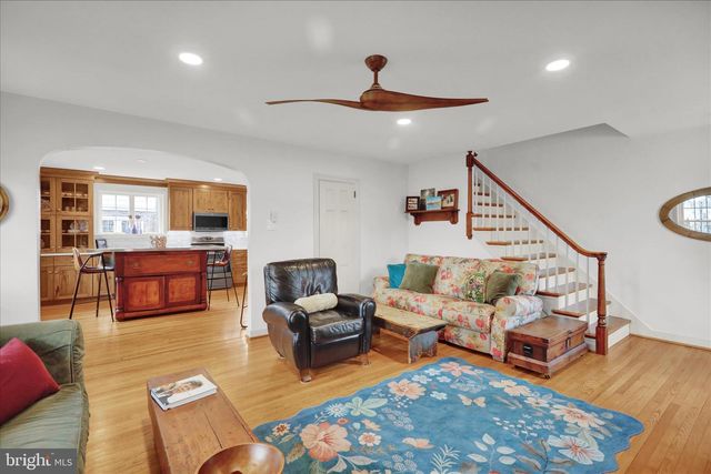 848 N PRESIDENT AVE, Lancaster, PA 17603