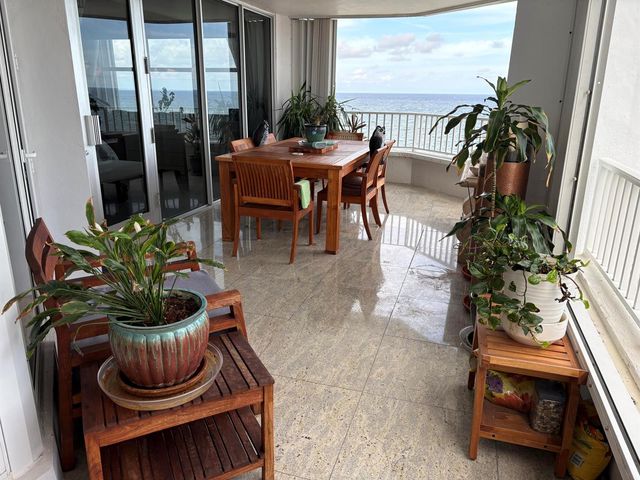 1340 S Ocean Boulevard 1002, Pompano Beach, FL 33062