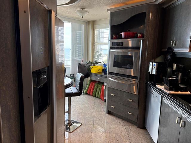 1340 S Ocean Boulevard 1002, Pompano Beach, FL 33062