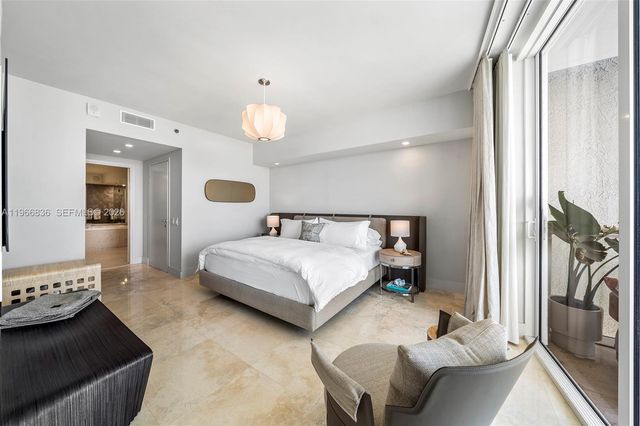 450 Alton Rd 2706, Miami Beach, FL 33139