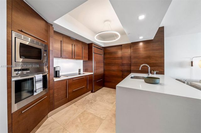 450 Alton Rd 2706, Miami Beach, FL 33139