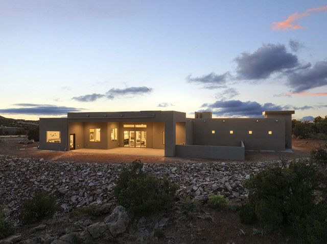 262 Diamond Tail Road, Placitas, NM 87043