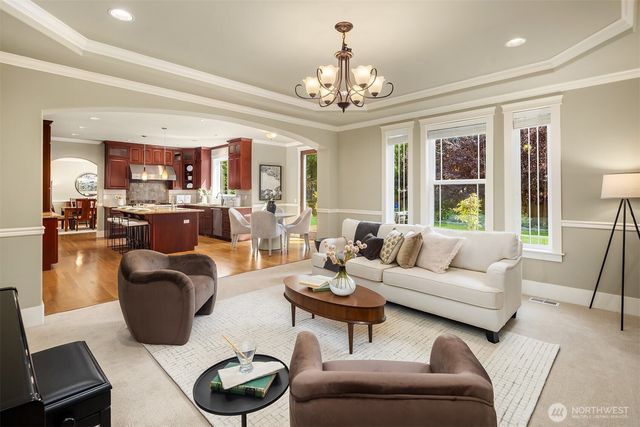 4520 89th Avenue SE, Mercer Island, WA 98040