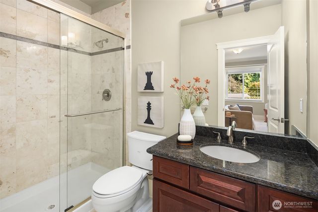 4520 89th Avenue SE, Mercer Island, WA 98040
