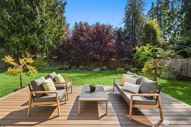 4520 89th Avenue SE, Mercer Island, WA 98040