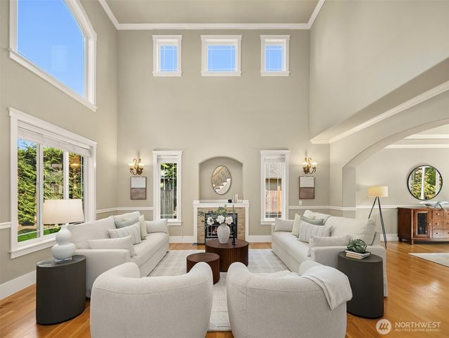 4520 89th Avenue SE, Mercer Island, WA 98040