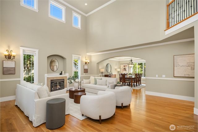 4520 89th Avenue SE, Mercer Island, WA 98040