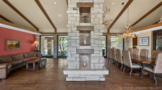 16906 S 241st East Avenue, Coweta, OK 74429