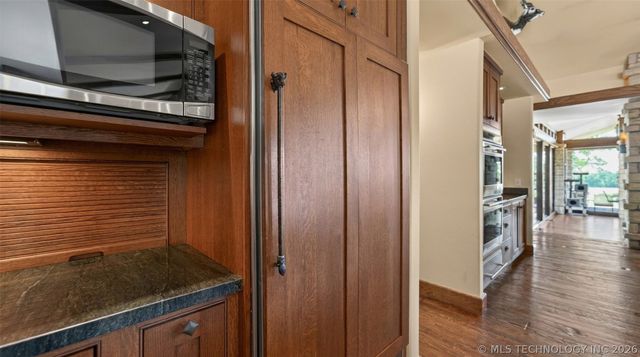 16906 S 241st East Avenue, Coweta, OK 74429