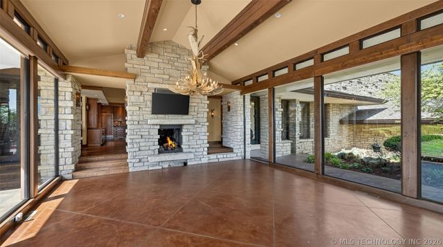 16906 S 241st East Avenue, Coweta, OK 74429