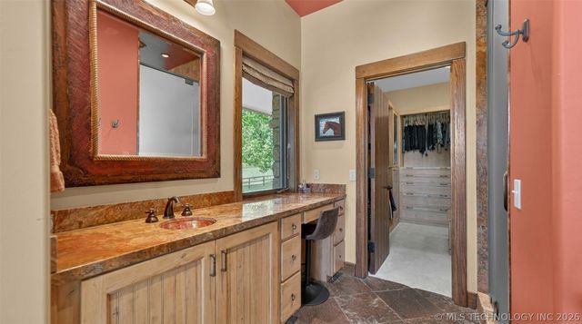 16906 S 241st East Avenue, Coweta, OK 74429