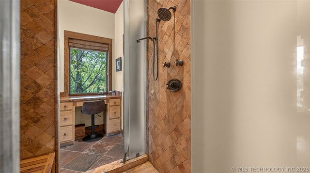 16906 S 241st East Avenue, Coweta, OK 74429