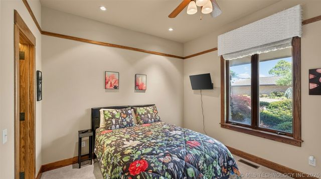16906 S 241st East Avenue, Coweta, OK 74429