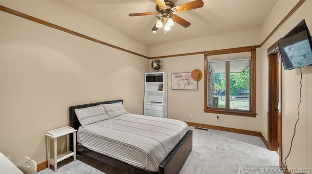 16906 S 241st East Avenue, Coweta, OK 74429