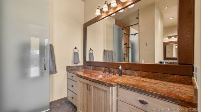 16906 S 241st East Avenue, Coweta, OK 74429