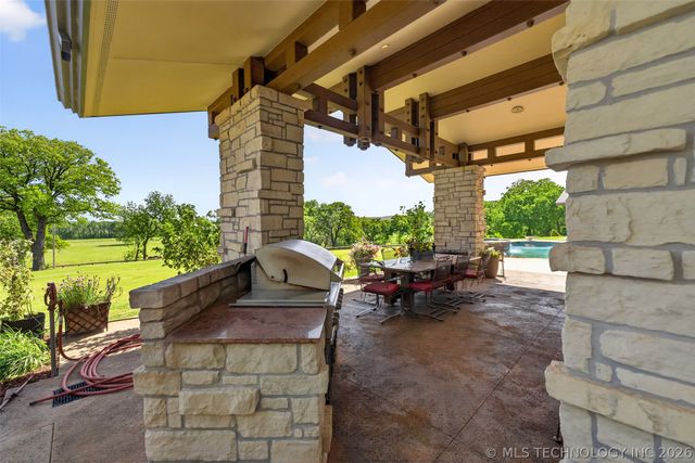 16906 S 241st East Avenue, Coweta, OK 74429