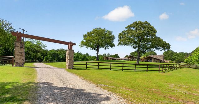 16906 S 241st East Avenue, Coweta, OK 74429