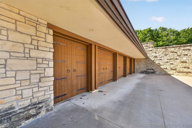 16906 S 241st East Avenue, Coweta, OK 74429
