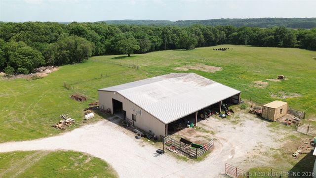 16906 S 241st East Avenue, Coweta, OK 74429