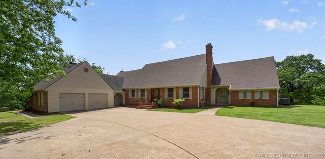 16906 S 241st East Avenue, Coweta, OK 74429