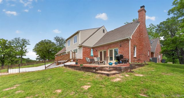 16906 S 241st East Avenue, Coweta, OK 74429