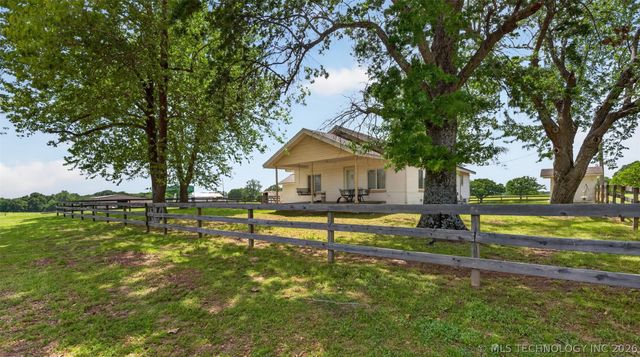 16906 S 241st East Avenue, Coweta, OK 74429