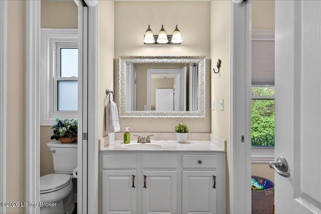 6113 Sweetbay Dr, Crestwood, KY 40014