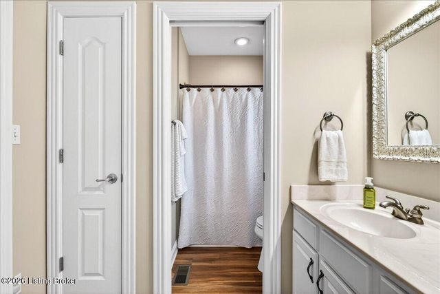 6113 Sweetbay Dr, Crestwood, KY 40014