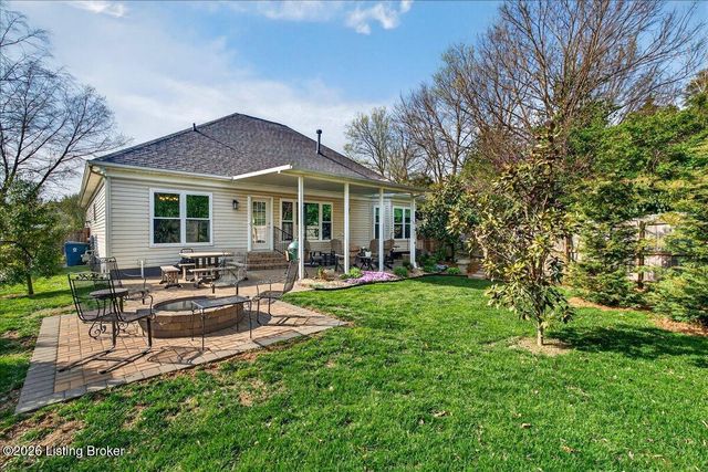 6113 Sweetbay Dr, Crestwood, KY 40014