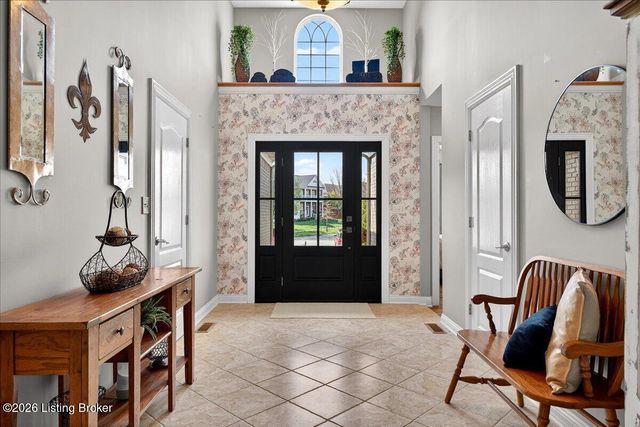 6113 Sweetbay Dr, Crestwood, KY 40014