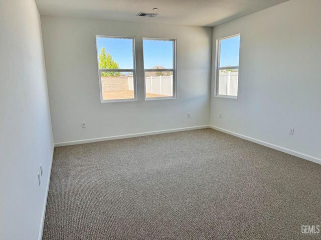 2415 Addlington Street, Bakersfield, CA 93311