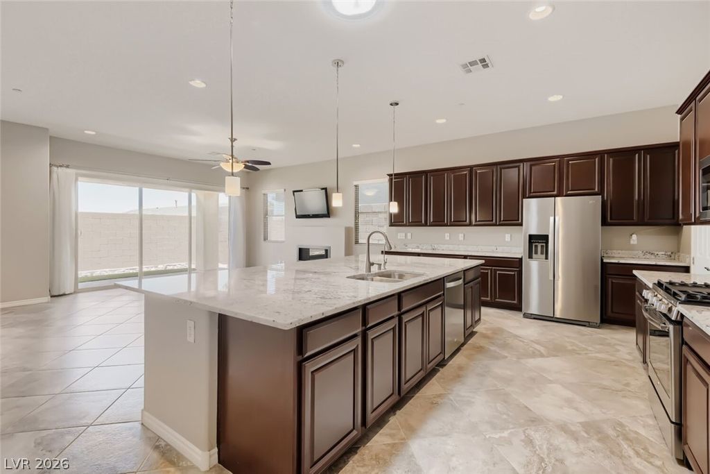 488 Sterling Falls Avenue, Henderson, NV 89011 — photo 4