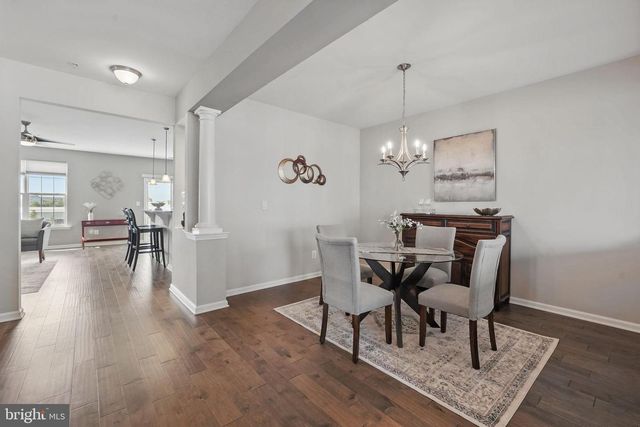 43837 KINGSTON STATION TER, Ashburn, VA 20148