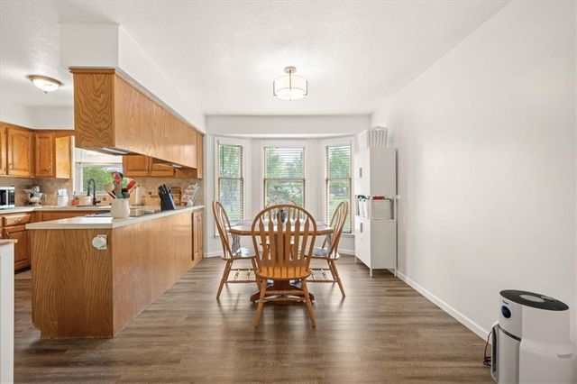 21430 W 181st Terrace, Olathe, KS 66062